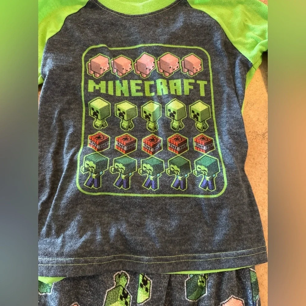 MINECRAFT 2 Piece Fun Pajama Set Youth 4/5 Green & Black